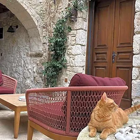 Sisu * Αλακάτι
